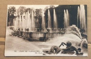 VINTAGE UNUSED POSTCARD - BASIN OF THE NEPTUNE, VERSAILLES PARK, FRANCE