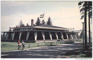 CHICOUTIMI , Quebec, Canada , 40-60s ; Le Chalet du Parc de la Place D'Armes