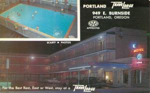 PORTLAND, OR Oregon  TRAVELODGE Pool~Night View ROADSIDE c1950's Chrome Postcard