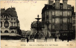 CPA TROYES - Le Café Francais et la Rue de la République (71903)