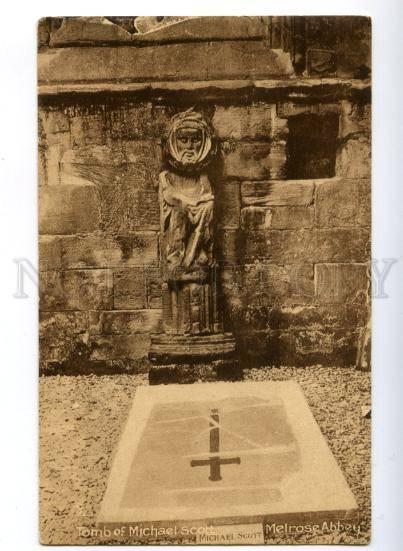 177913 UK SCOTLAND Tomb Michael Scott Melrose Abbey old