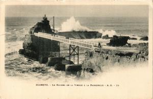 CPA BIARRITZ Le Rocher de la Vierge & la Passerelle (411847)