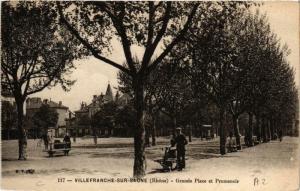 CPA VILLEFRANCHE-sur-SAONE Grande Place et Promenoir (614610)