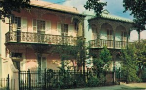 USA Lovely Antebellum Homes New Orleans Vintage Postcard 07.72