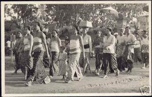 indonesia BALI, Native Girls Offering Procession 50s RP