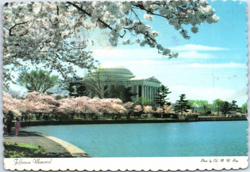 Postcard - Thomas Jefferson Memoria, Washington, D. C.