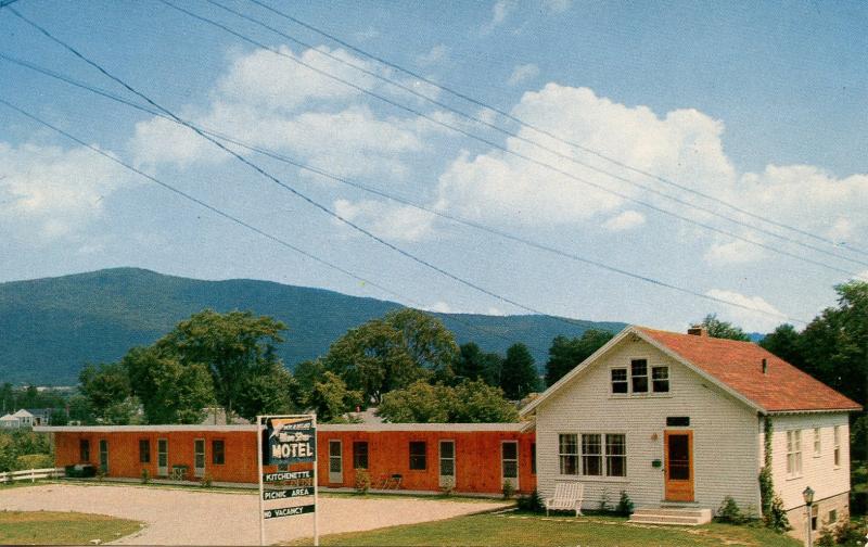 VT - Rutland. Blue Star Motel