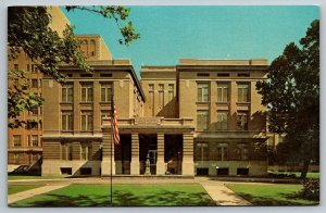 Barnes Hospital - St. Louis, Missouri - Postcard