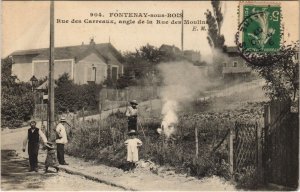 CPA FONTENAY-sous-BOIS - Rue des Carreaux, angle de la Rue des (44969)