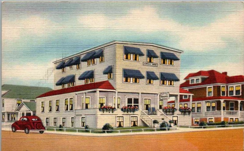 Hampton Beach, New Hampshire - Stay at the Lincoln House on Ocean Front - c1940