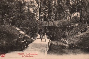 Les Promenades,Troyes,France BIN
