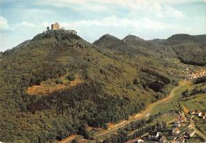 GG12317 Annweiler am Trifels Burg Trifels Castle General view Village Panorama