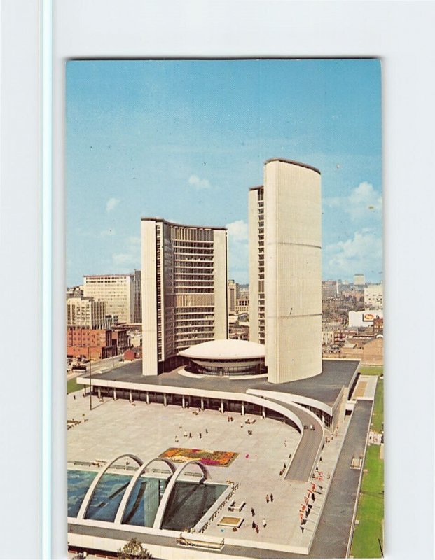 Postcard Nathan Phillips Square and the New City Hall, Toronto, Canada