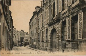 CPA MELUN L'École Professionnelle et la Rue Neuve (120163)