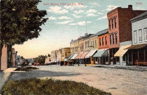 Fox Lake Wisconsin scene on Main Street vintage pc DD5710