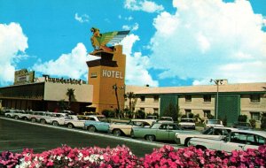 VINTAGE POSTCARD THUNDERBIRD HOTEL LAS VEGAS NEVADA WITH CLASSIC CARS