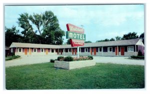 LAWRENCE, Kansas KS ~ Roadside WESTVIEW MOTEL ca 1960s Highway 40  Postcard