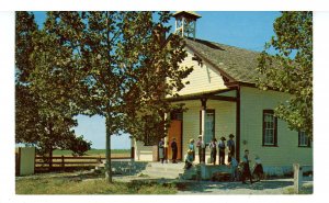 PA - Amish/Mennonite Culture. One-Room Schoolhouse