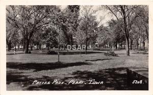 C51/ Perry Iowa Ia Real Photo RPPC Postcard c50s Pattee Park Scene