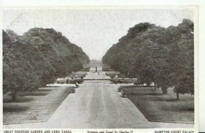 Middlesex Postcard - Hampton Court Palace - Fountain Garden & Long Canal TZ11379