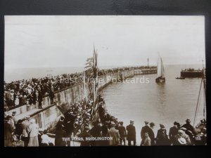 Yorkshire BRIDLINGTON The Pier - shows Huge Crowds c1927 RP Postcard