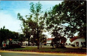 Albany, GA Georgia  MERRY ACRES MOTEL  Roadside  ca1950's Chrome Postcard