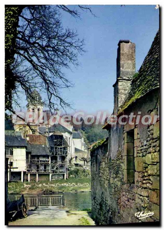 Postcard Modern Montignac-sur-VEZERE old houses