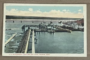 VINTAGE POSTCARD - 1918 USED - U.S. GOVT LOCK & DRY DOCK, KEOKUK, IOWA