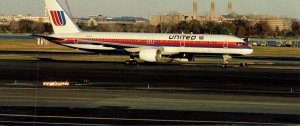 United Air Lines Boeing 757-222 At Washington National