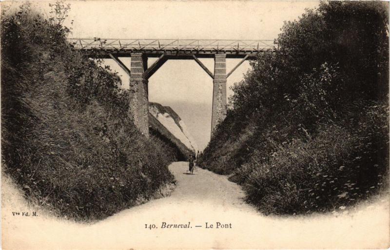 CPA BERNEVAL-Le Pont (269898)