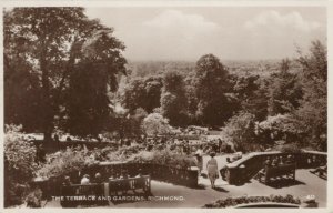 London Postcard - Richmond,  The Terrace and Gardens  RS21870