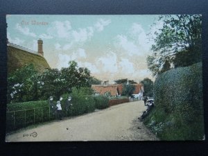 Bedfordshire OLD WARDEN Bedford Road showing GATED WELL c1906 Postcard