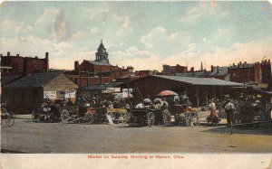 H91/ Marion Ohio Postcard c1910 Market Saturday Crowds Vendors 172