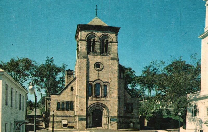 Vintage Postcard The First Unitarian Church of Pilgrim Founding in Plymouth UK