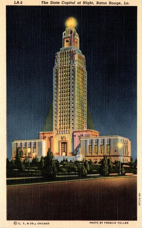 Louisiana Baton Rouge State Capitol At Night Curteich