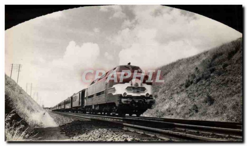 Postcard Modern Train Nantes Bordeaux near Clisson Express