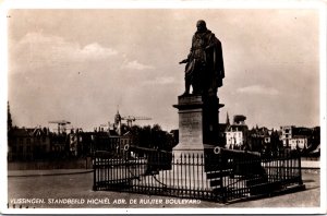 Netherlands Vlissingen Standbeeld Michiel De Ruyter Vintage RPPC C019