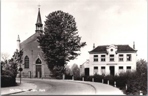 Netherlands Druten Nederlands Hervormde Kerk Vintage RPPC 09.01