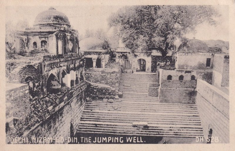 Jumping Well at Nizamuddin Delhi India Old Postcard