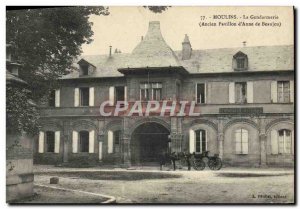 Old Postcard Moulins Gendarmerie Old flag & # 39Anne Beaujeu