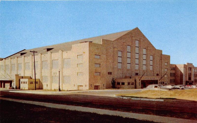 MANHATTAN KS KANSAS STATE COLLEGE FIELD HOUSE AND GYMNASIUM POSTCARD c1960s