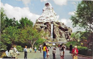 Matterhorn Mountain A Disneyland Landmark With High Speed Bobsled Ride