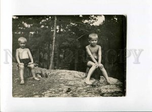 3038084 RUSSIA Sestroretsk 1932 Boys old REAL PHOTO