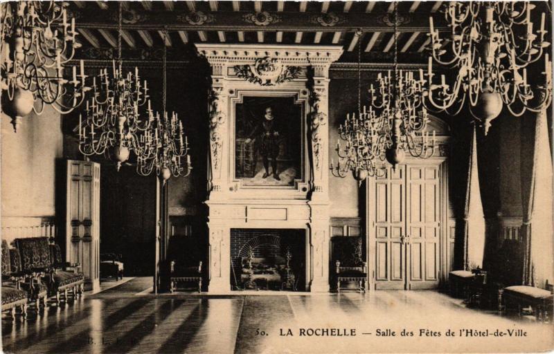 CPA La ROCHELLE - Salle des Fetes de l'Hotel-de-VILLE (354538)