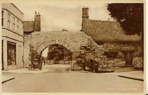 Lincolnshire Postcard - Newport Arch - Ref TZ10526