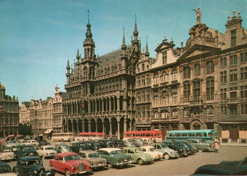 VINTAGE POSTCARD OLD MARKETPLACE KINGS AND GUILD HOUSES BRUSSELS BELGIUM 1960's