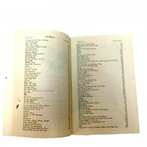 Harry’s Key Club Menu & Sing-a-Long Booklet Omaha NE 182 lyrics 52 pages. 