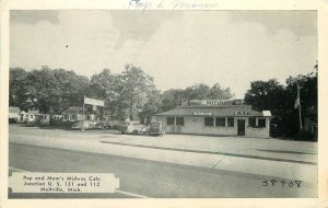 Postcard Michigan Moltville Pop & Mom's Midway Cafe autos Hansen Dexter 23-6476