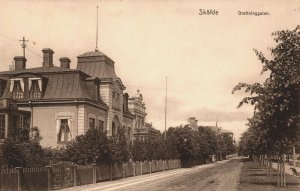 Sweden Skövde Drottninggatan Skovde Vintage Postcard 08.93