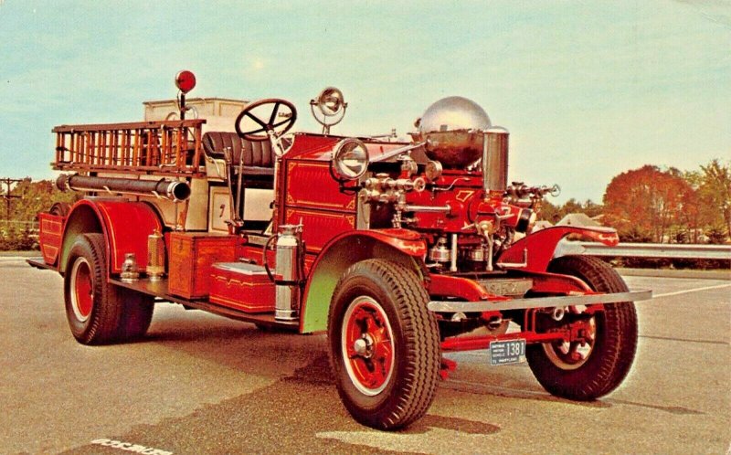 BALTIMORE MD FIRE DEPARTMENT~1922 AHRENS-FOX PUMPING ENGINE TRUCK POSTCARD